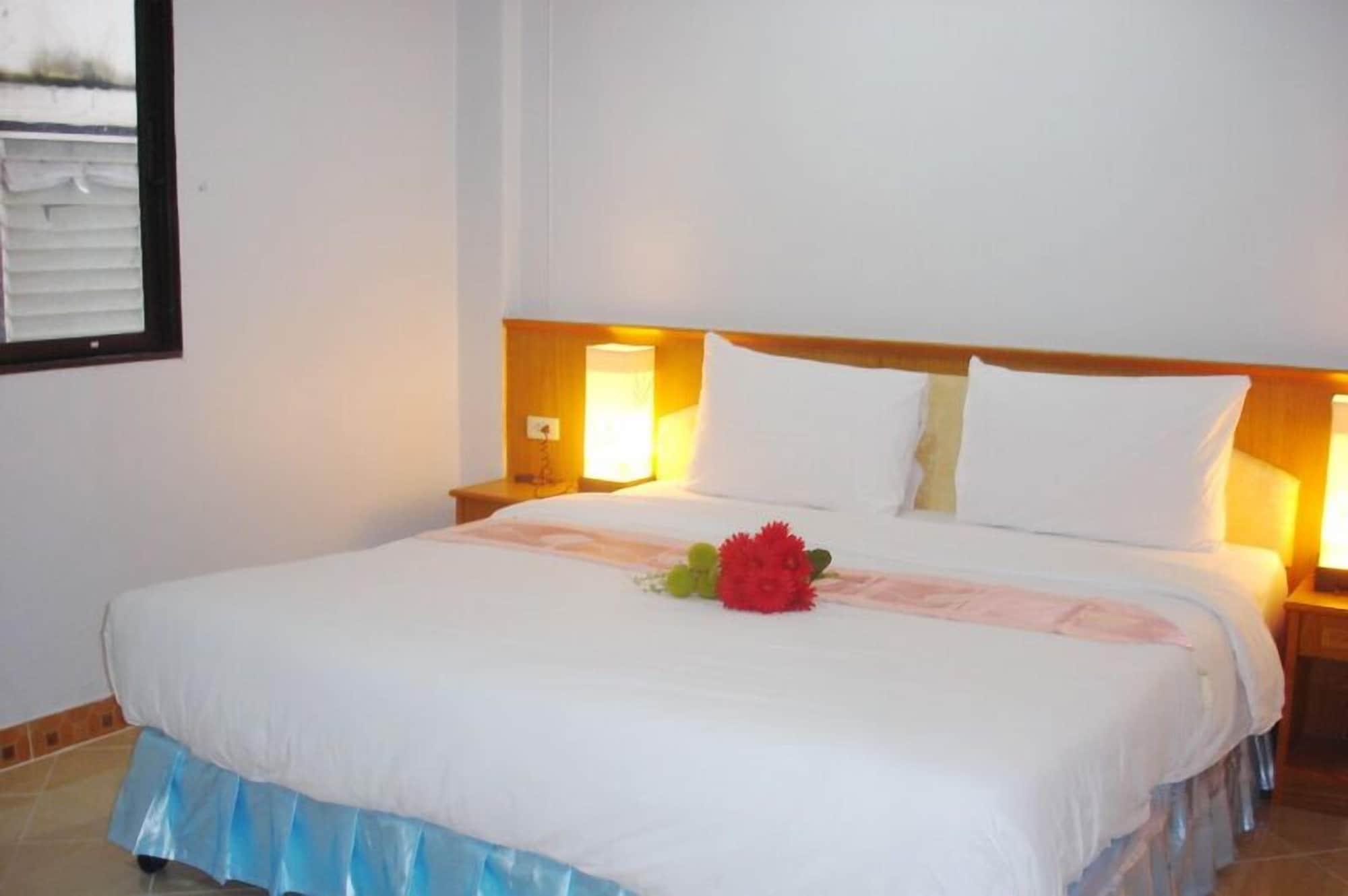 Patong Lamai Guesthouse מראה חיצוני תמונה