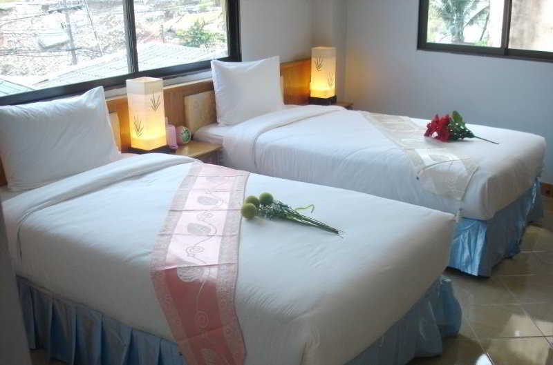 Patong Lamai Guesthouse מראה חיצוני תמונה